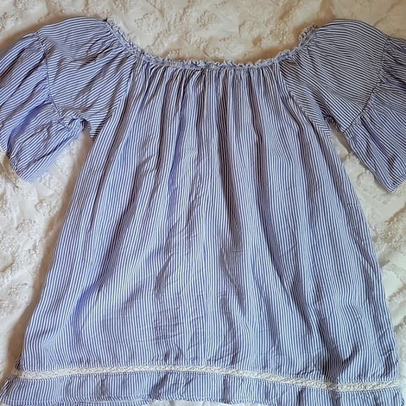 Couple Collection off the shoulder blouse - Picture 5 of 5